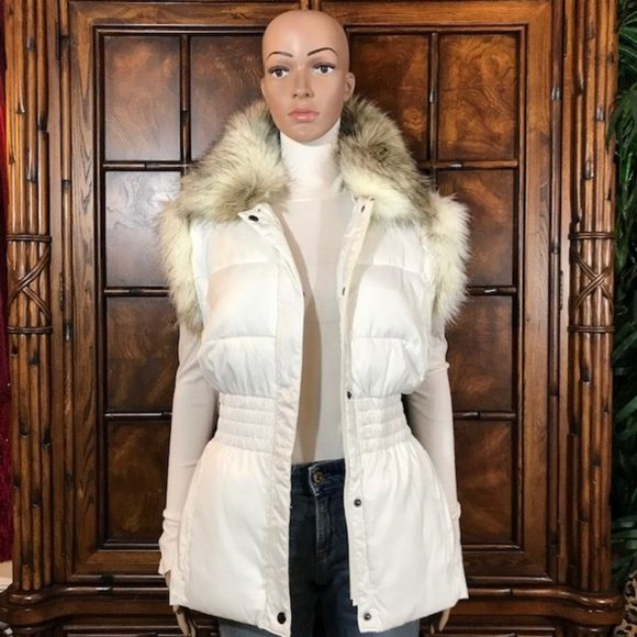 NWOT Moda International Sugar Removable Faux Fur Puffer Vest - Picture 1 of 16